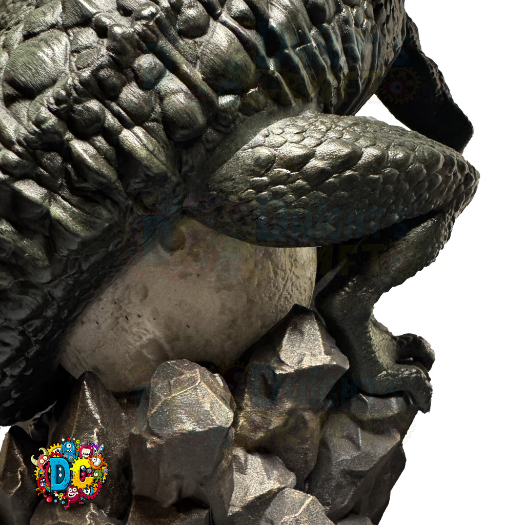 Dragon Moon Lamp – Fantasy Dragon Sculpture • Lunar Crystal Base