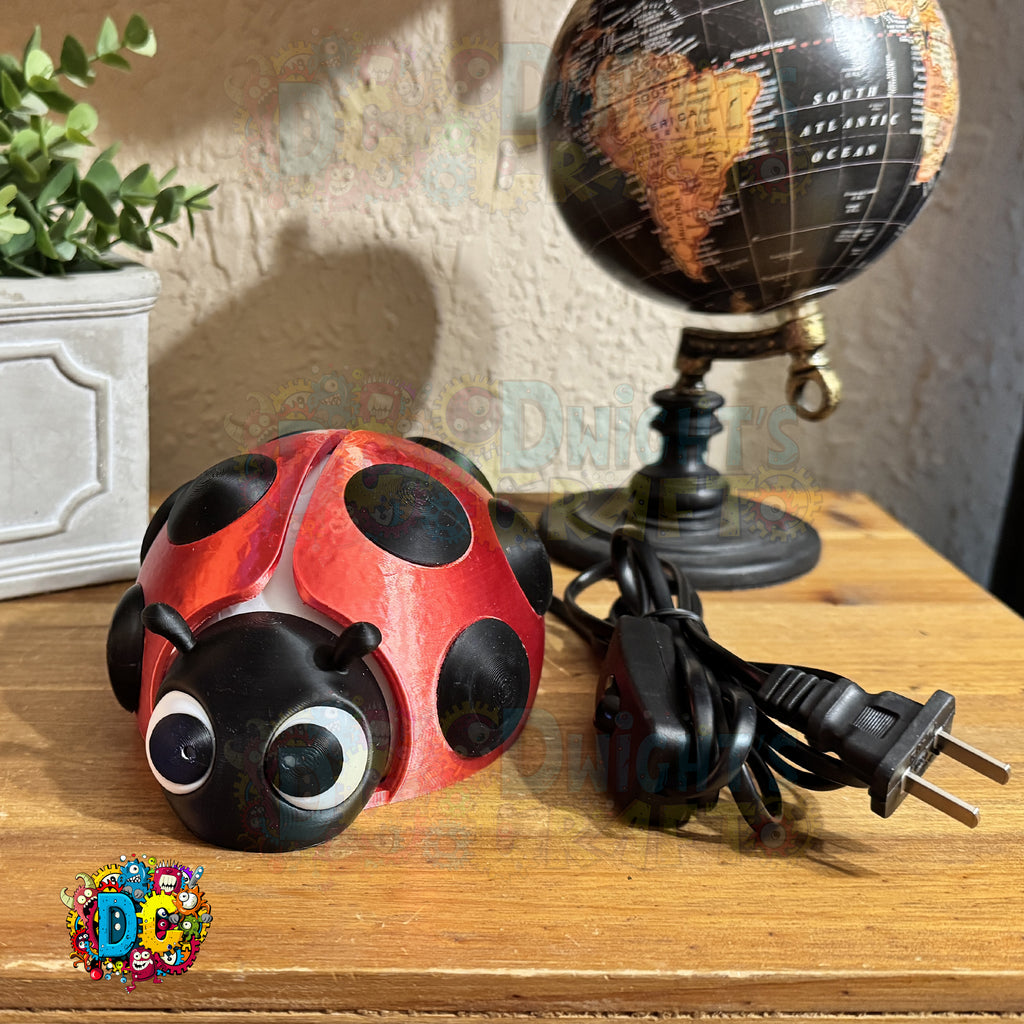 Magical Ladybug Nightlight – Wing‑Opening Glow Lamp for Kids & Toddlers