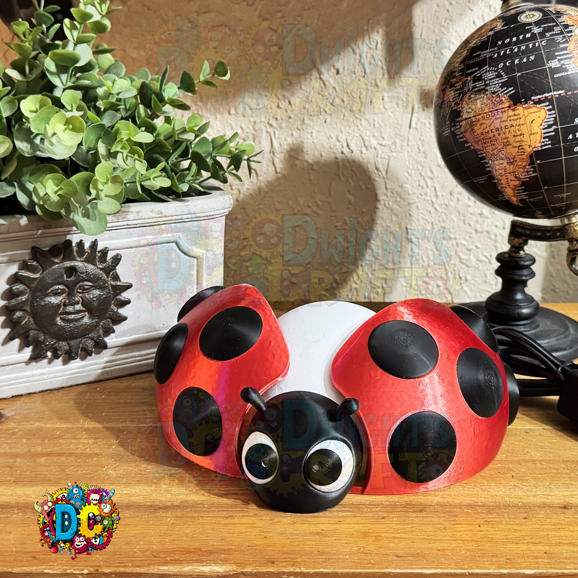 Magical Ladybug Nightlight – Wing‑Opening Glow Lamp for Kids & Toddlers