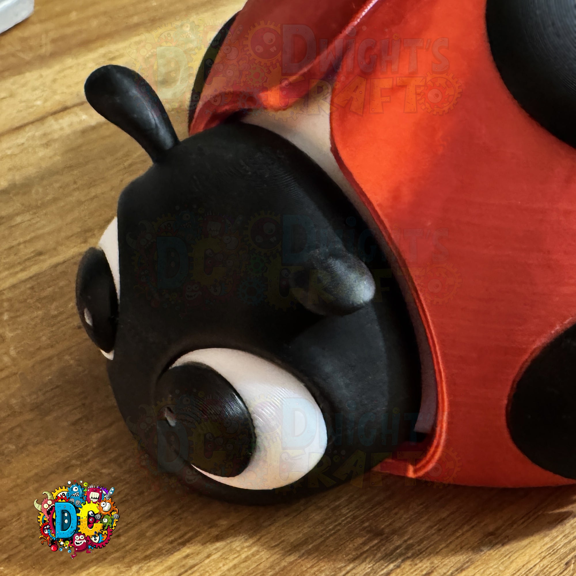 Magical Ladybug Nightlight – Wing‑Opening Glow Lamp for Kids & Toddlers